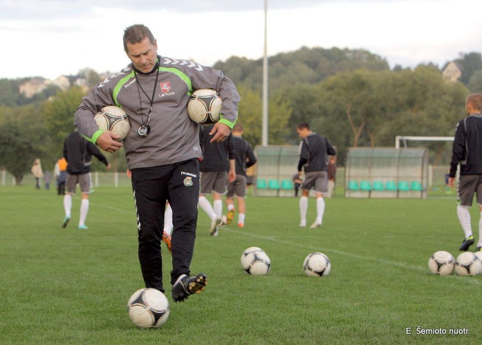 Futbolo apranga vyrams, Apsaugo nuo vėjo