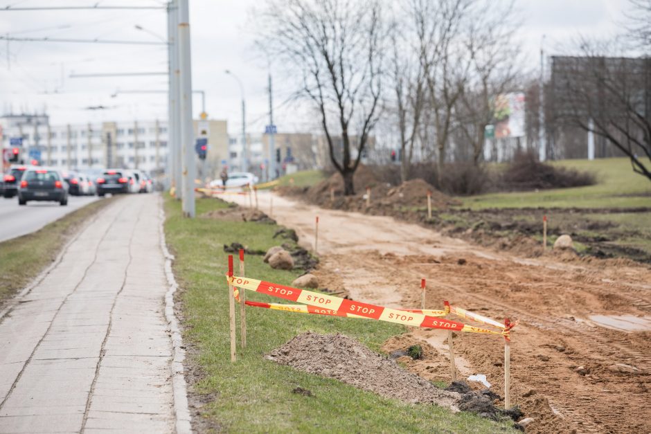 Apsidžiaugs dviratininkai: sostinėje tiesiamas naujas dviračių takas