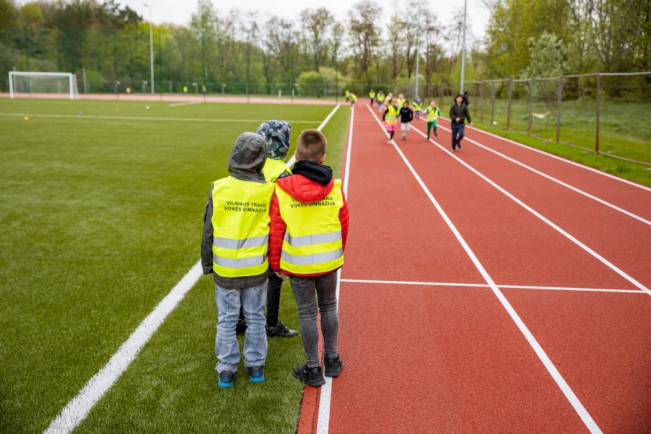 Trakų Vokėje atveriamas atnaujintas gimnazijos stadionas