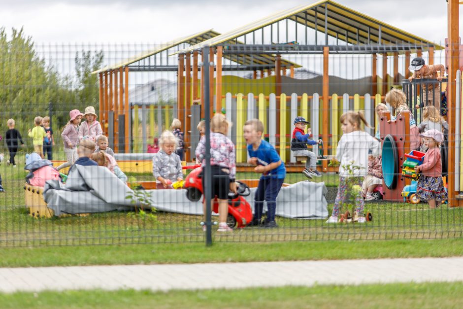 Plėtrą generuoja trikampis tarp Garliavos, pietinės Kauno ribos ir rajoninės reikšmės Rokų kelio