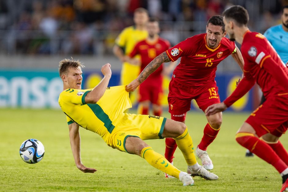 Futbolo sezono pabaigtuvės – varžovų stadionuose