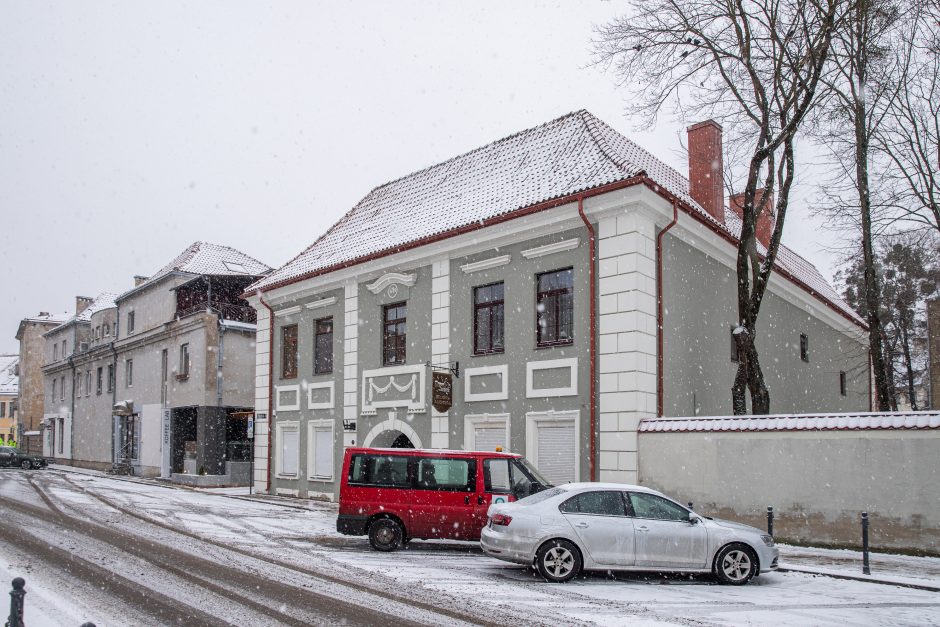 Apleistų butų Kauno rezerve liko mažiau