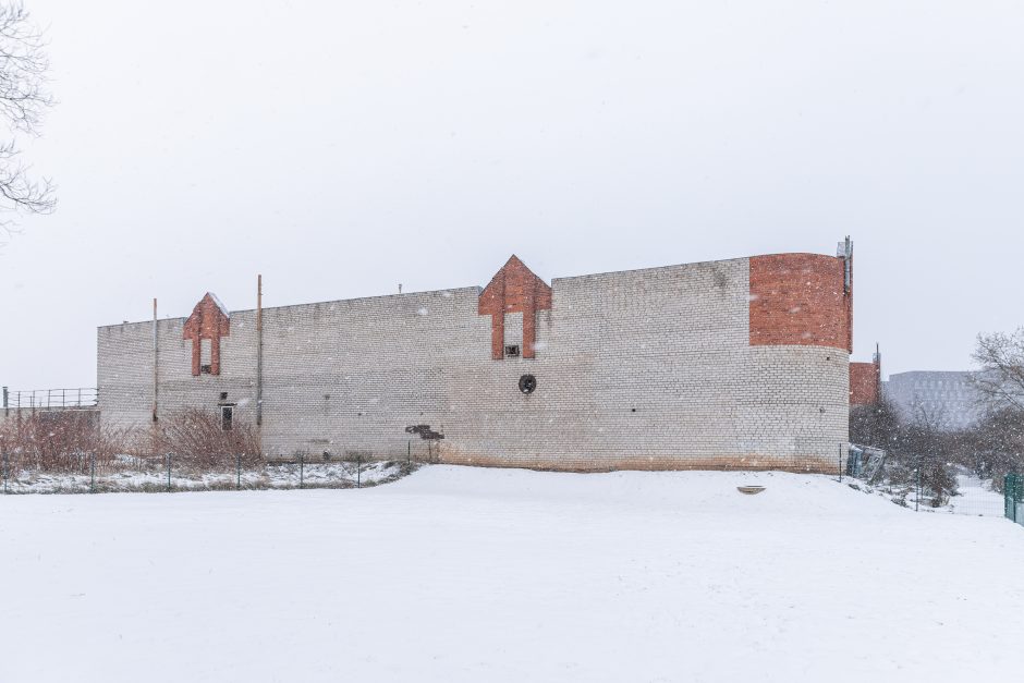 Apleistų butų Kauno rezerve liko mažiau