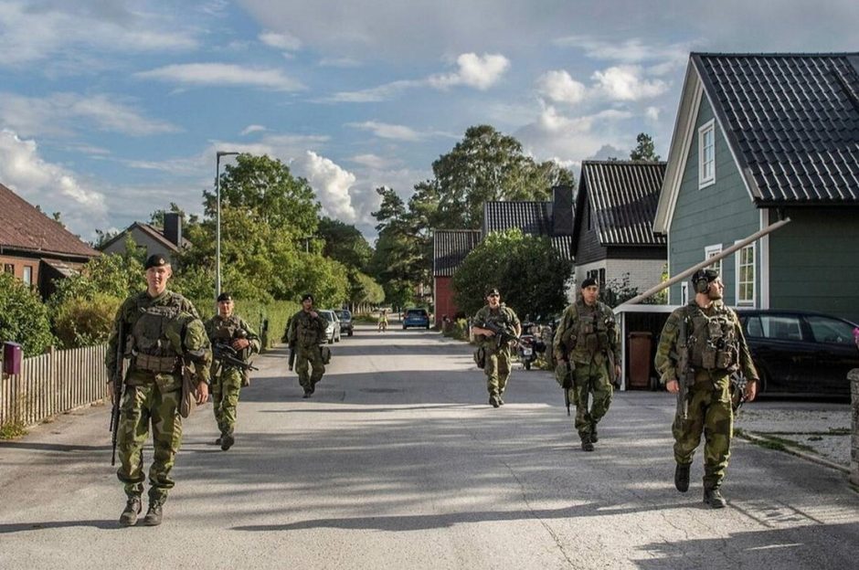 Švedijos narystė NATO: naujos galimybės ir grėsmės