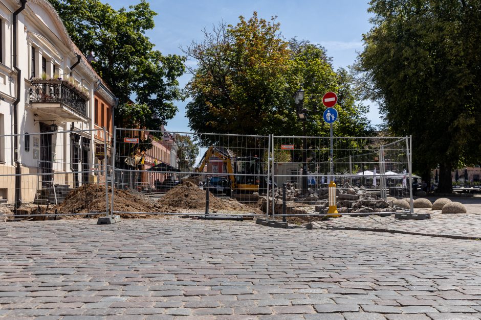 Rotušės aikštėje pluša archeologai: ko ieško?