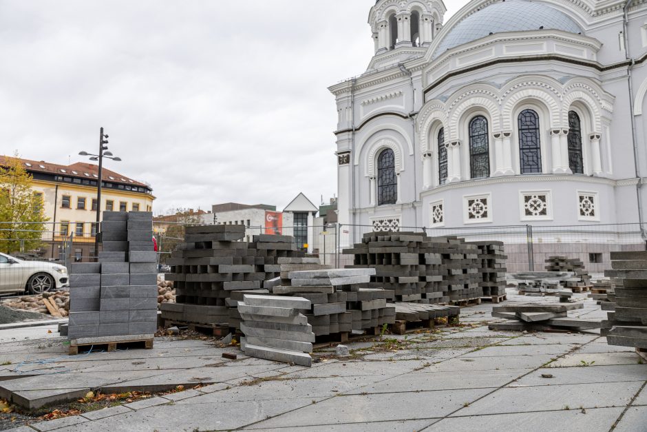 Laisvės alėjoje – istorinio grindinio intarpas