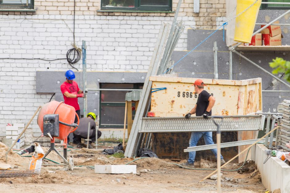 Kauno darbo rinkoje gausėja svetimšalių ir tai dar – ne pabaiga?