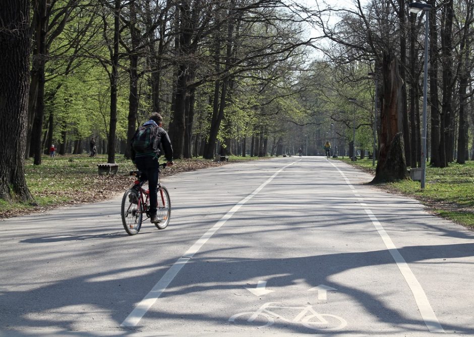 Ar šiuo metu saugu sportuoti lauke?