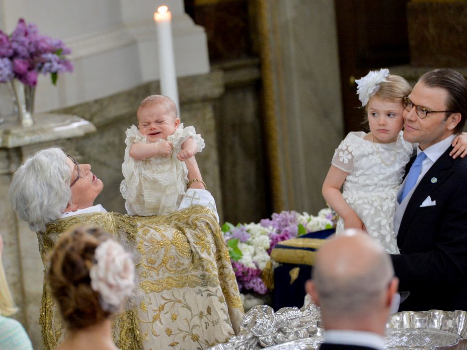 Švedijoje švenčiamos karališkojo kūdikio krikštynos
