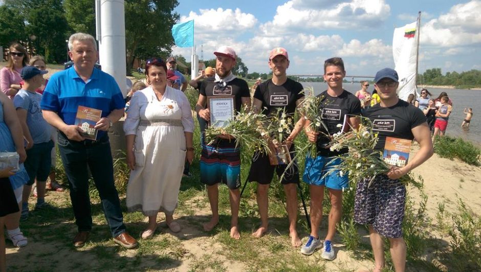 Rekordinis paramos plaukimas irklentėmis finišavo – vaikų svajonės išpildytos