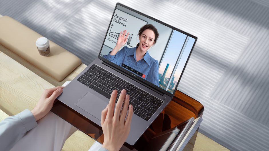 Išmanusis kompiuteris visų poreikiams: „Huawei MateBook D16“ apžvalga