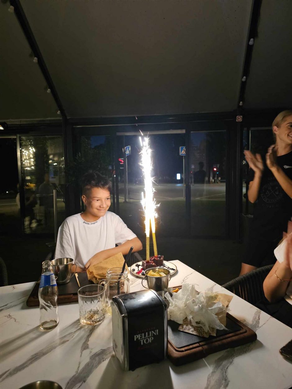 Šuns sukandžioto berniuko mama: matydama iš gabalų surinktą sūnų, išmokau pamoką