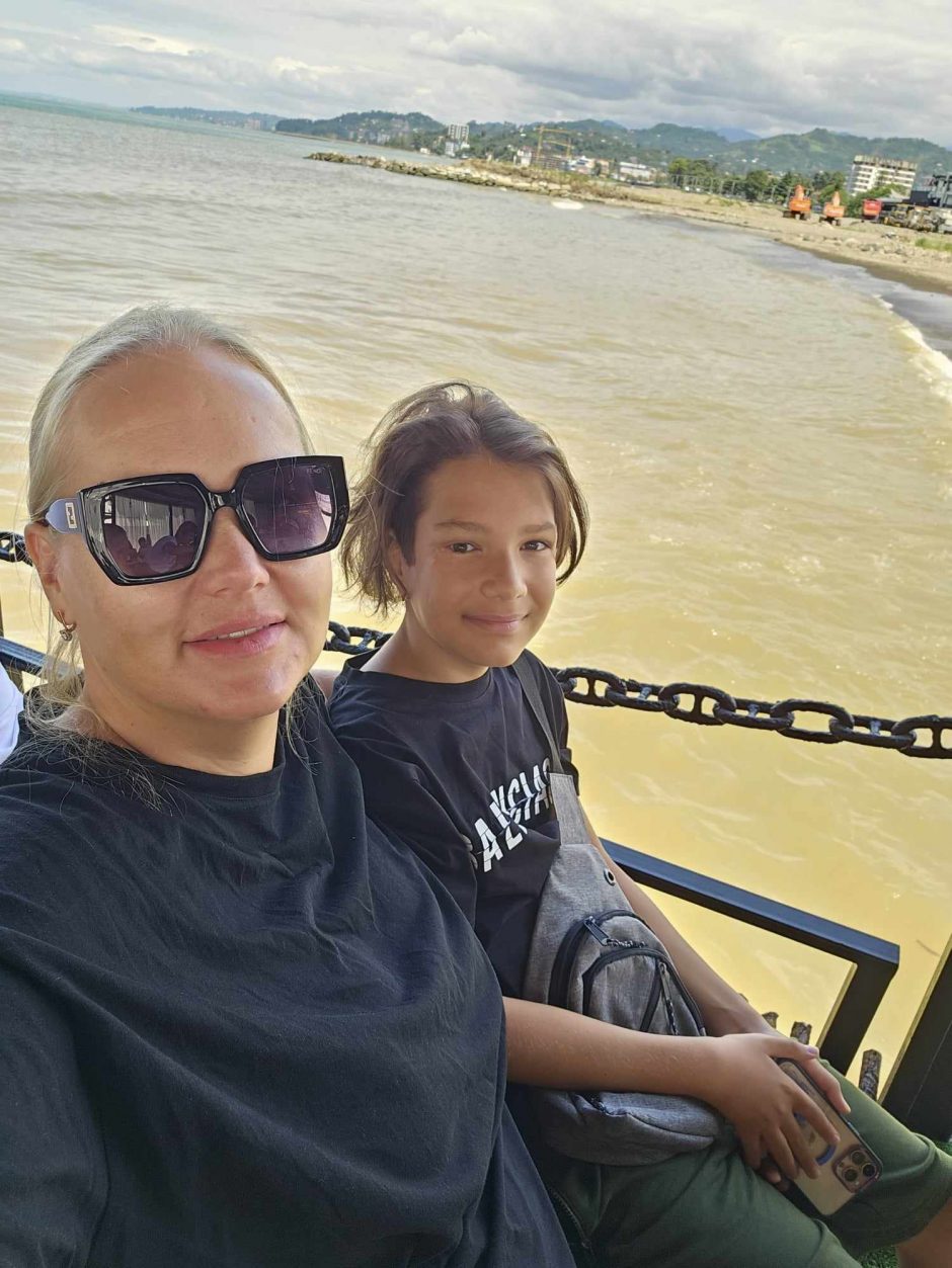 Šuns sukandžioto berniuko mama: matydama iš gabalų surinktą sūnų, išmokau pamoką