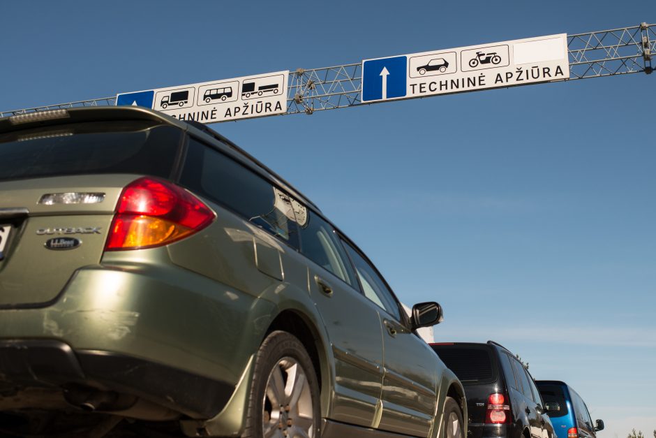 Gali keistis automobilių techninių apžiūrų kainos