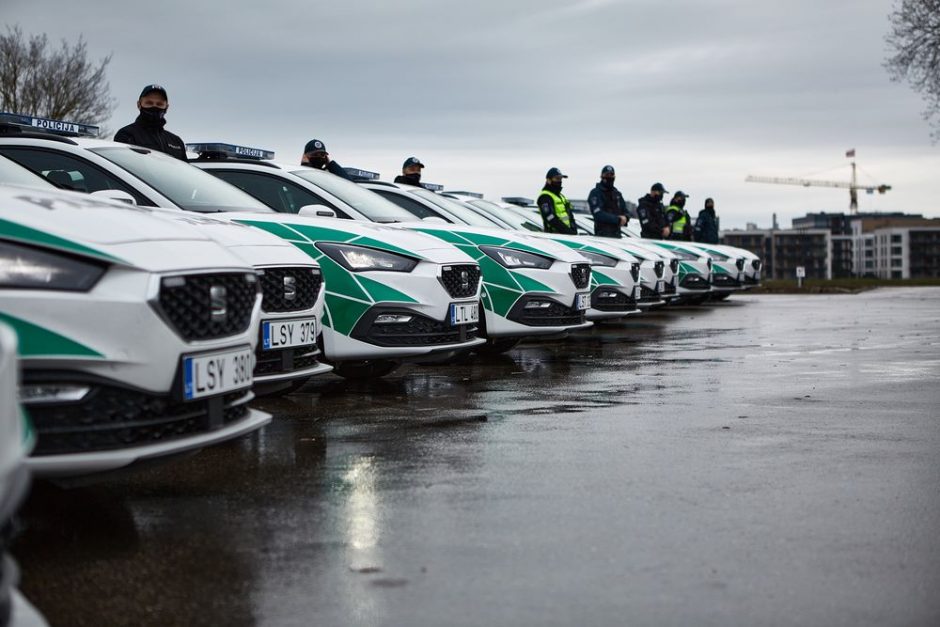 Policijos autoparką papildė nauji automobiliai: Kaunui pasisekė labiausiai