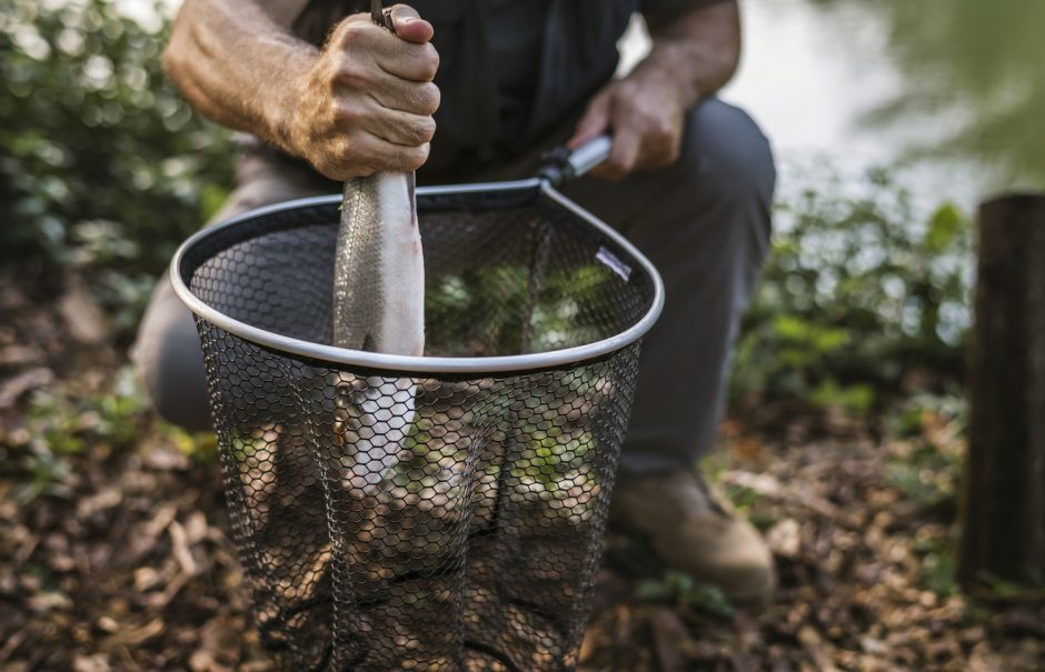 Šalčininkų rajone tinklais žuvis gaudžiusiam žvejui gali tekti gerokai paploninti piniginę