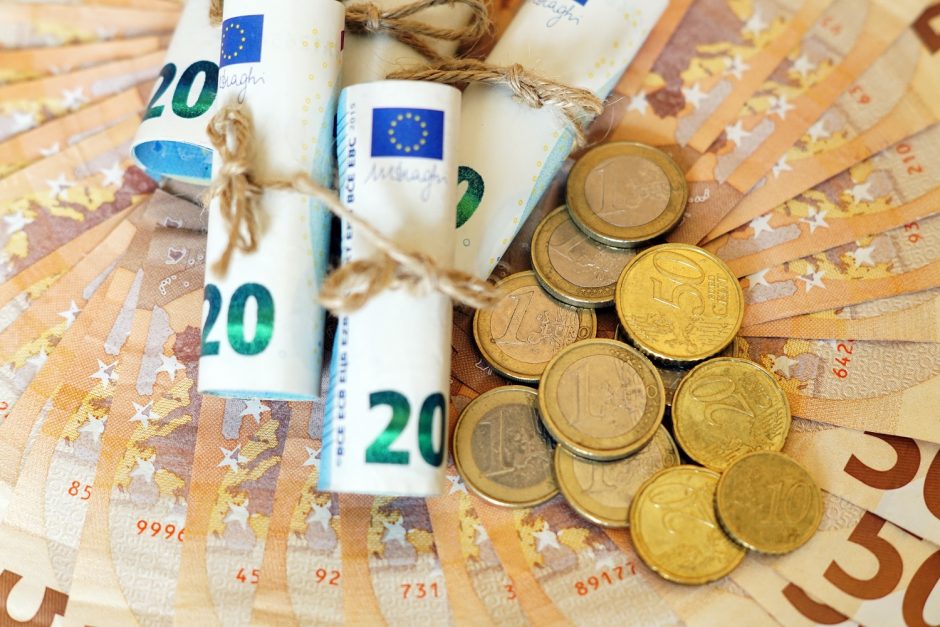 Viceministras: valdžios deficitą didins dar 500 mln. eurų išlaidos pandemijai valdyti