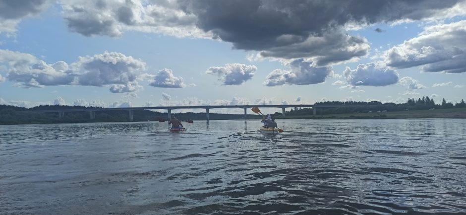 Po tarnybos – baidarėmis į Rusnę