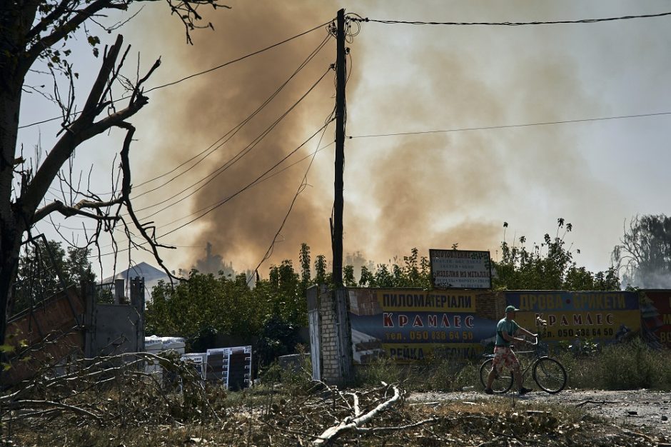 Karas: dėl rusų karių apšaudymo išjungtas vienas iš Zaporižios AE reaktorių