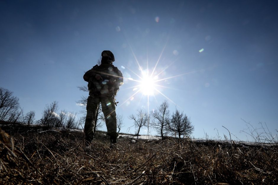 Kremlius nesako, ar Rytų Ukrainoje jau yra rusų karių