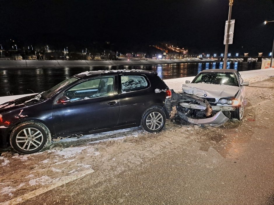 Policijos akiratyje – įvykis Karaliaus Mindaugo prospekte: prašo visuomenės pagalbos