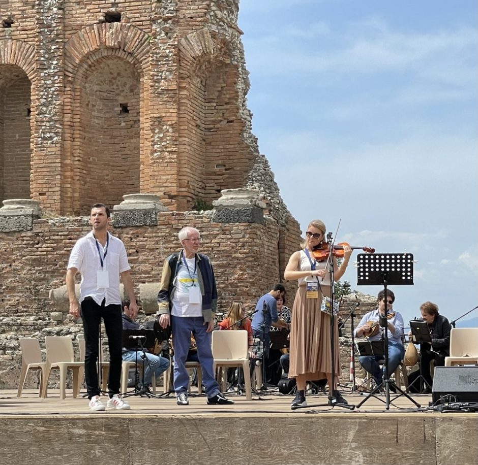 Paramos Ukrainai koncerte Sicilijoje – ir lietuviai: siuntė svarbią žinią (vaizdo įrašas)