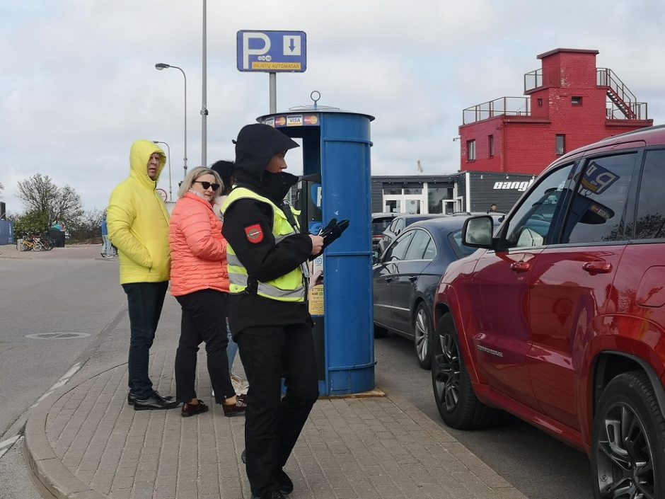 Pajūryje vaikšto kontrolieriai