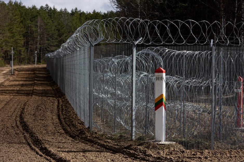Pasienyje su Baltarusija apgręžti trys neteisėti migrantai
