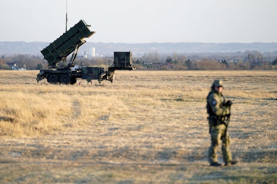 Ukraina: JAV atsiųsta oro gynybos sistema „Patriot“ toliau veikia