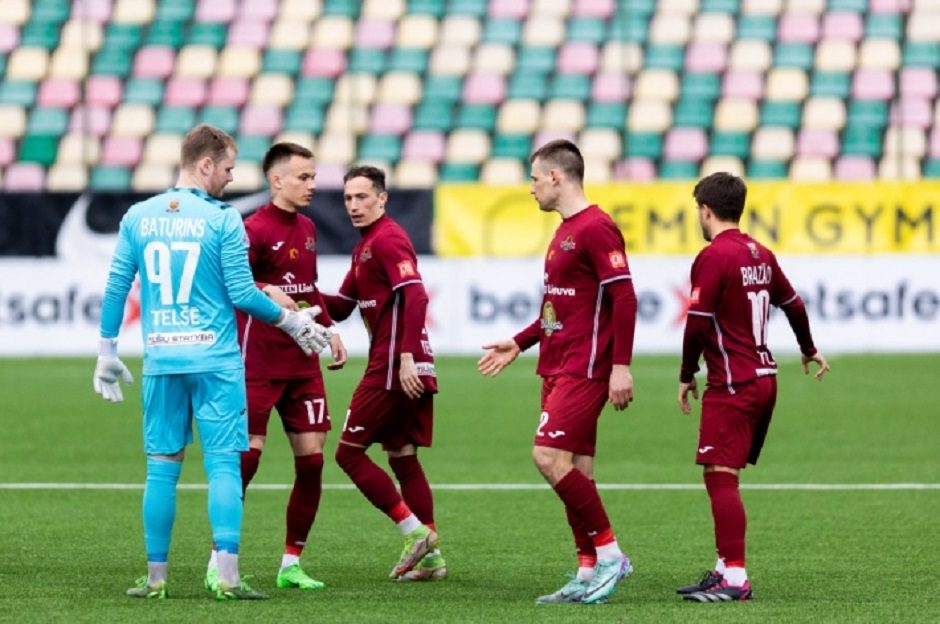 Telšiai už 150 tūkst. eurų dešimtmečiui planuoja parduoti stadiono pavadinimą