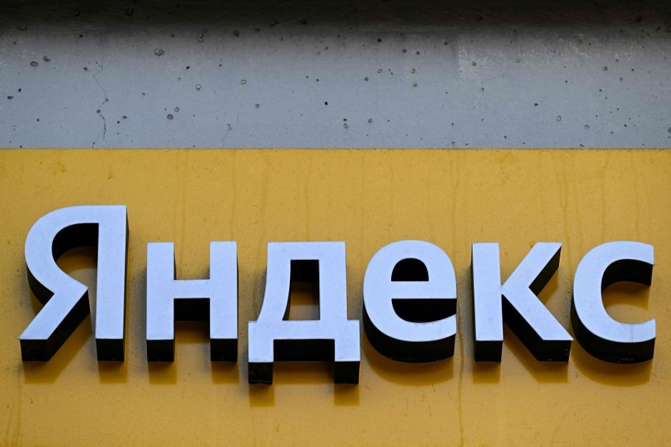 Dar daugiau sankcijų Rusijai: nusitaikė į anglių importą ir „Yandex“