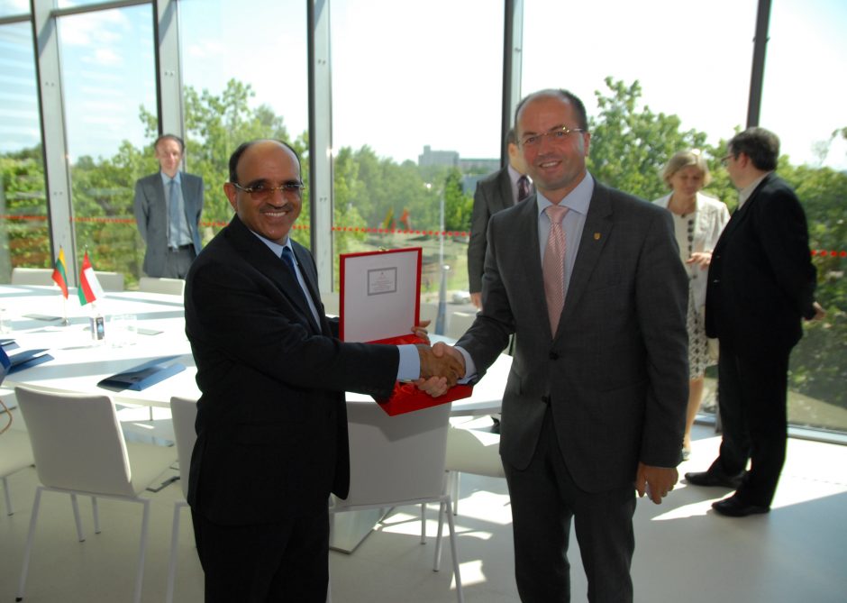 Omano Sultonato vyriausybės atstovai išgyrė Lietuvos sveikatos mokslų universitetą