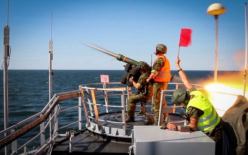 Pratybose „Gintarinė strėlė“ kariai naikins oro taikinius virš Baltijos jūros