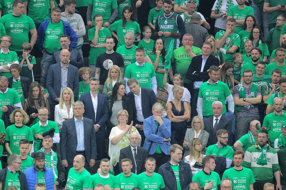 “Žalgirio” arenoje pagerbtas J. Kazlauskas: krepšinis labai pasikeitė