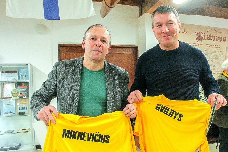 Legendinio klubo pergales primena ne vien trofėjai