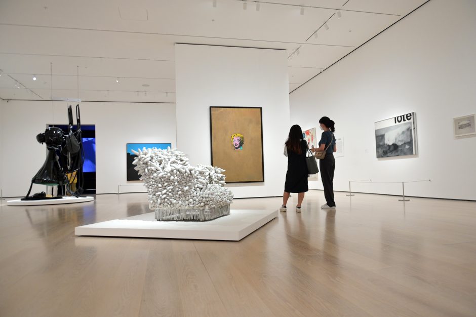 Niujorko modernaus meno muziejus atvėrė duris po beveik pusės metų pertraukos