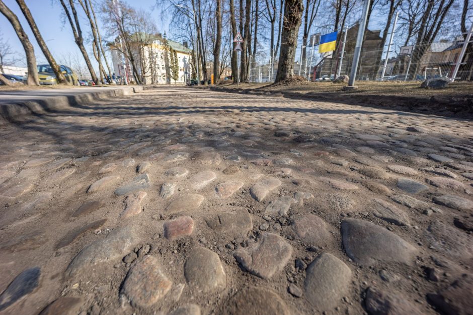 Savivaldybė: istoriniame Vilniaus kvartale atidengtas grindinys bus išsaugotas 