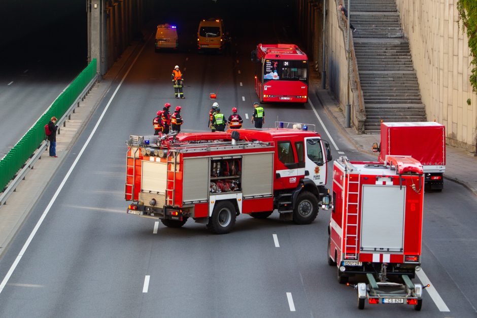 Kelių valandų pratyboms Vilniaus savivaldybė pirko džemperių už 2,3 tūkst. eurų