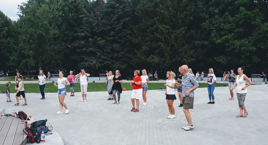 Šokių trenerė I. Bačėnė: moki vaikščioti – gali ir šokti!