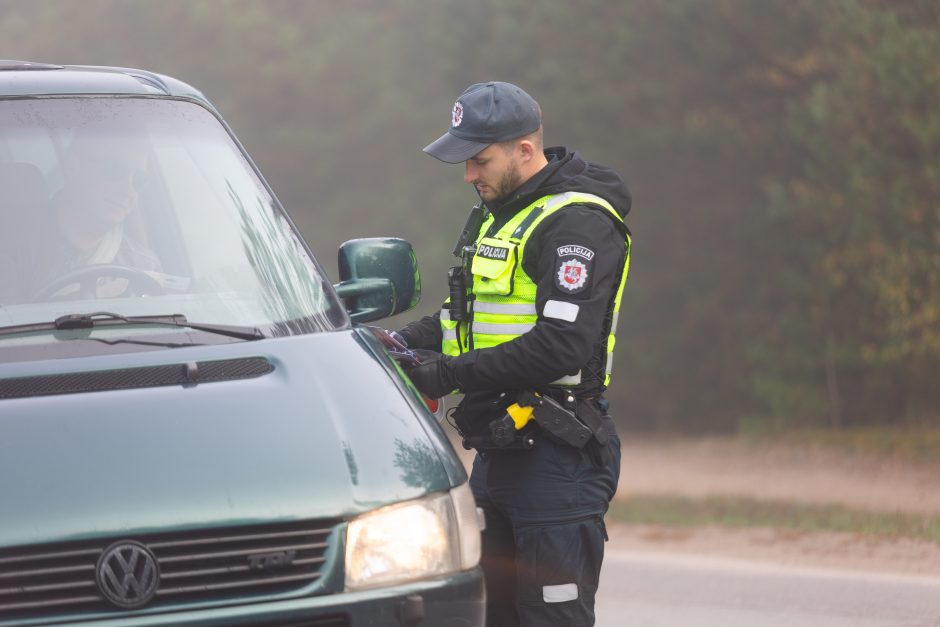 Policija skelbia apie reidus lapkritį