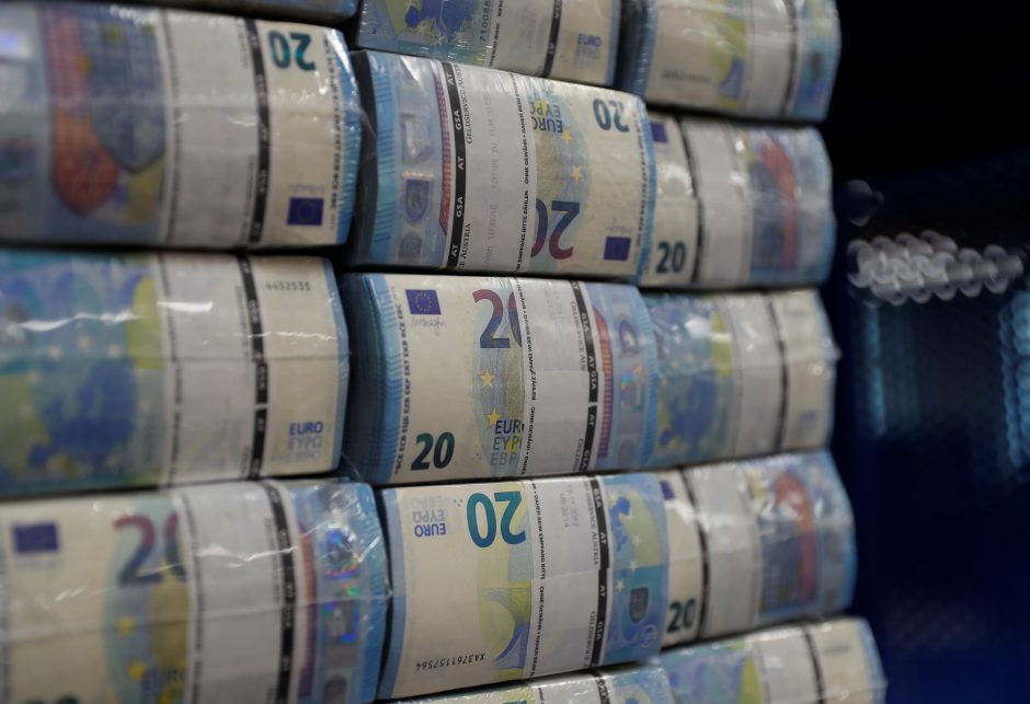 Šveicarija žada skirti 1,1 mlrd. eurų paramą rytinėms ES narėms
