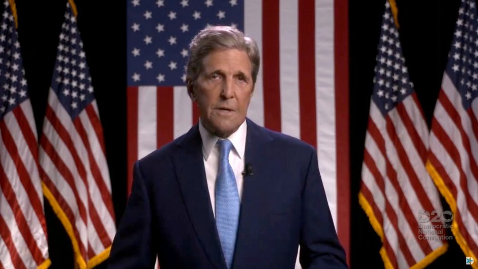 J. Bideno administracijos kovai su klimato kaita vadovaus J. Kerry
