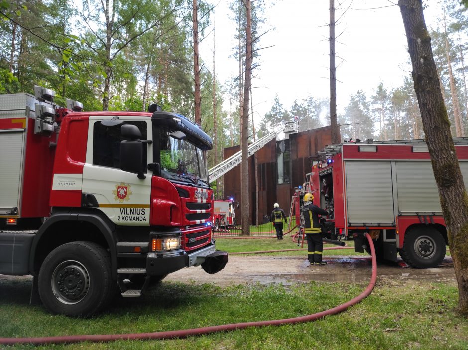 Gaisras Svajonių gatvėje