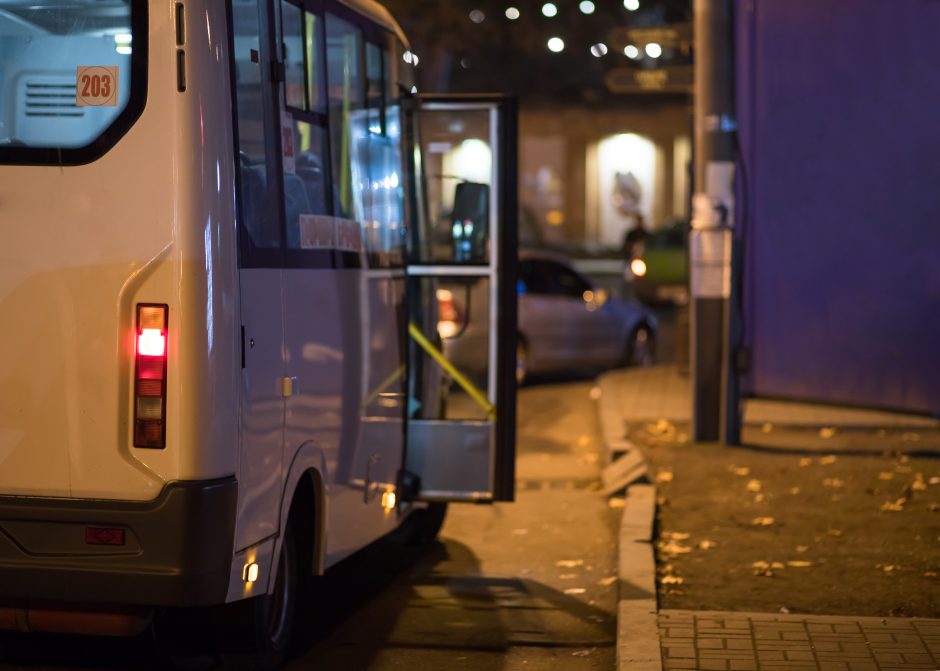 Talinas nepritaria nemokamo viešojo transporto draudimui rusų ir baltarusių diplomatams