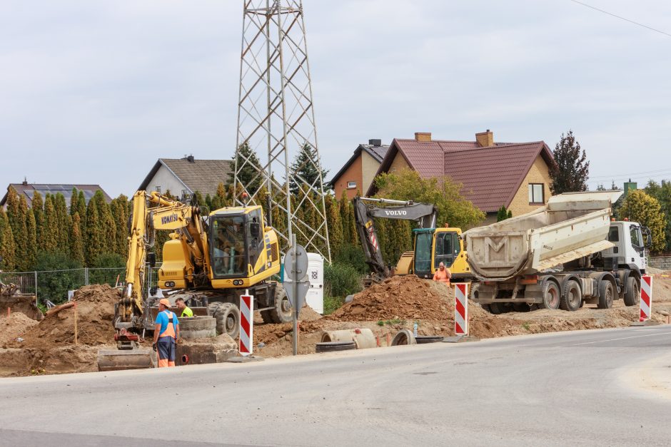 Vytėnų gyventojas: šviesoforas neveikia, neįmanoma išvažiuoti