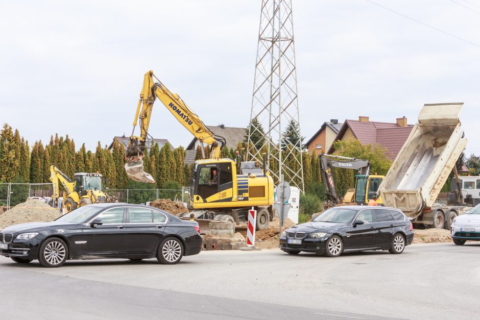 Vytėnų gyventojas: šviesoforas neveikia, neįmanoma išvažiuoti