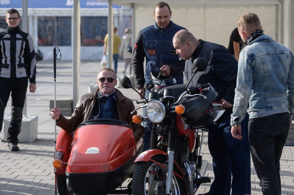 Motociklininkų akcija „Mane veža“