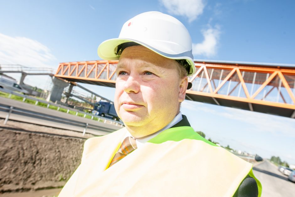 Taupymas statybos darbų konkursuose smogia kitu galu