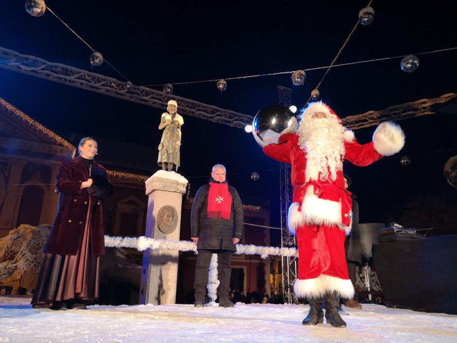 Klaipėdoje įžiebta pagrindinė miesto eglė!