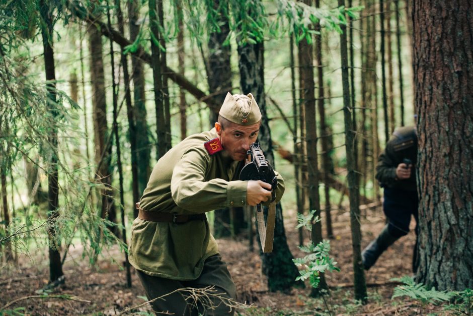 Partizaną suvaidinęs P. Markevičius nežino, ar dabar griebtųsi ginklo